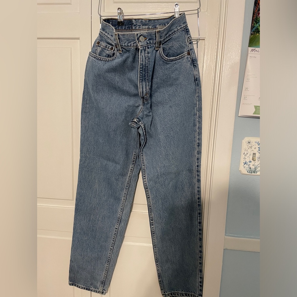 Levi’s 550 Vintage 10/Miss’s Relaxed Fit Tapered Leg style jeans